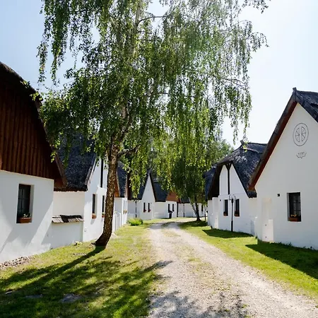 Bohem Birtok Es Csarda Holiday park *