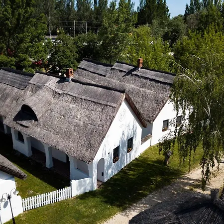Bohém Birtok Üdülőpark