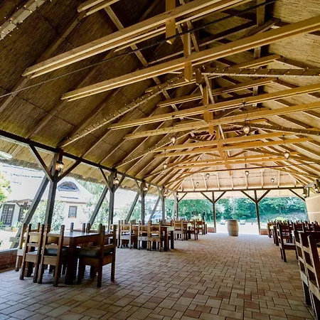 Bohem Birtok Es Csarda Holiday park